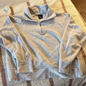 Nike women’s quarter zip